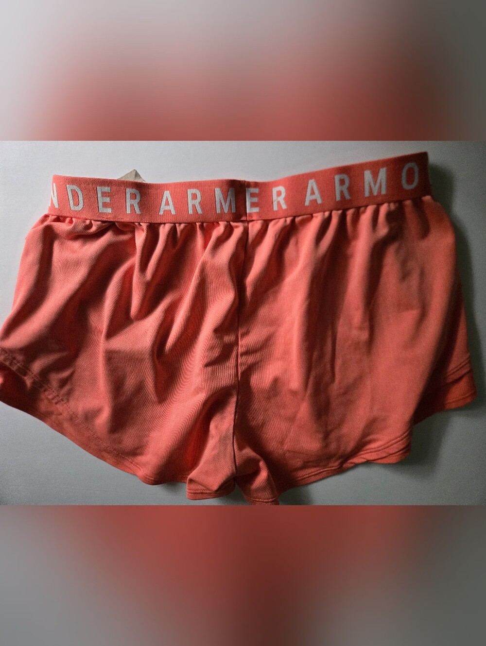 UNDER ARMOUR Women's Shorts Sz Large Gym Run Sport